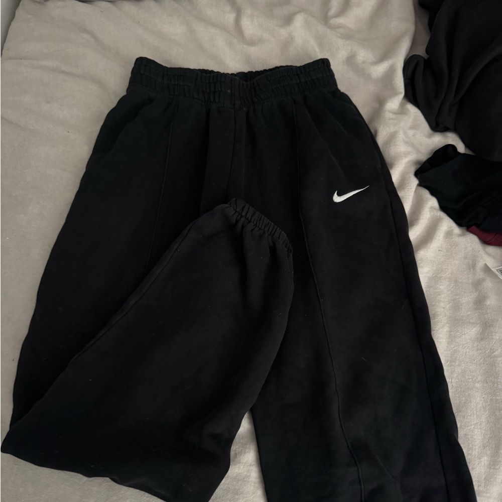 Nike sportswear black fleece sweatpants